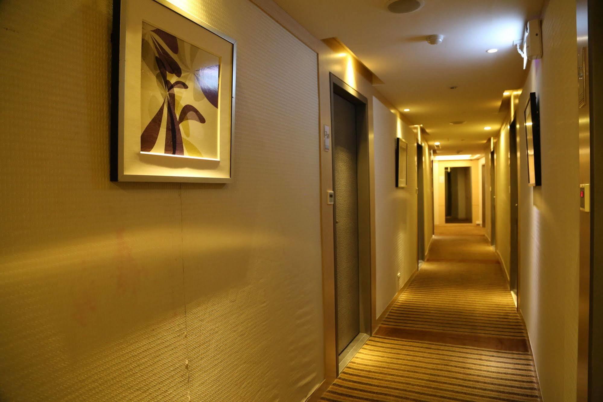 Hotel New California Xindian Exteriér fotografie